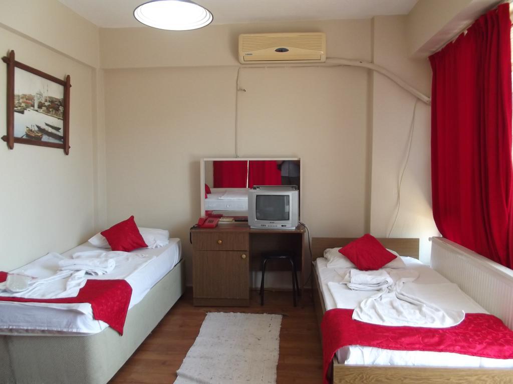 Belgin Hotel Erdek Room photo